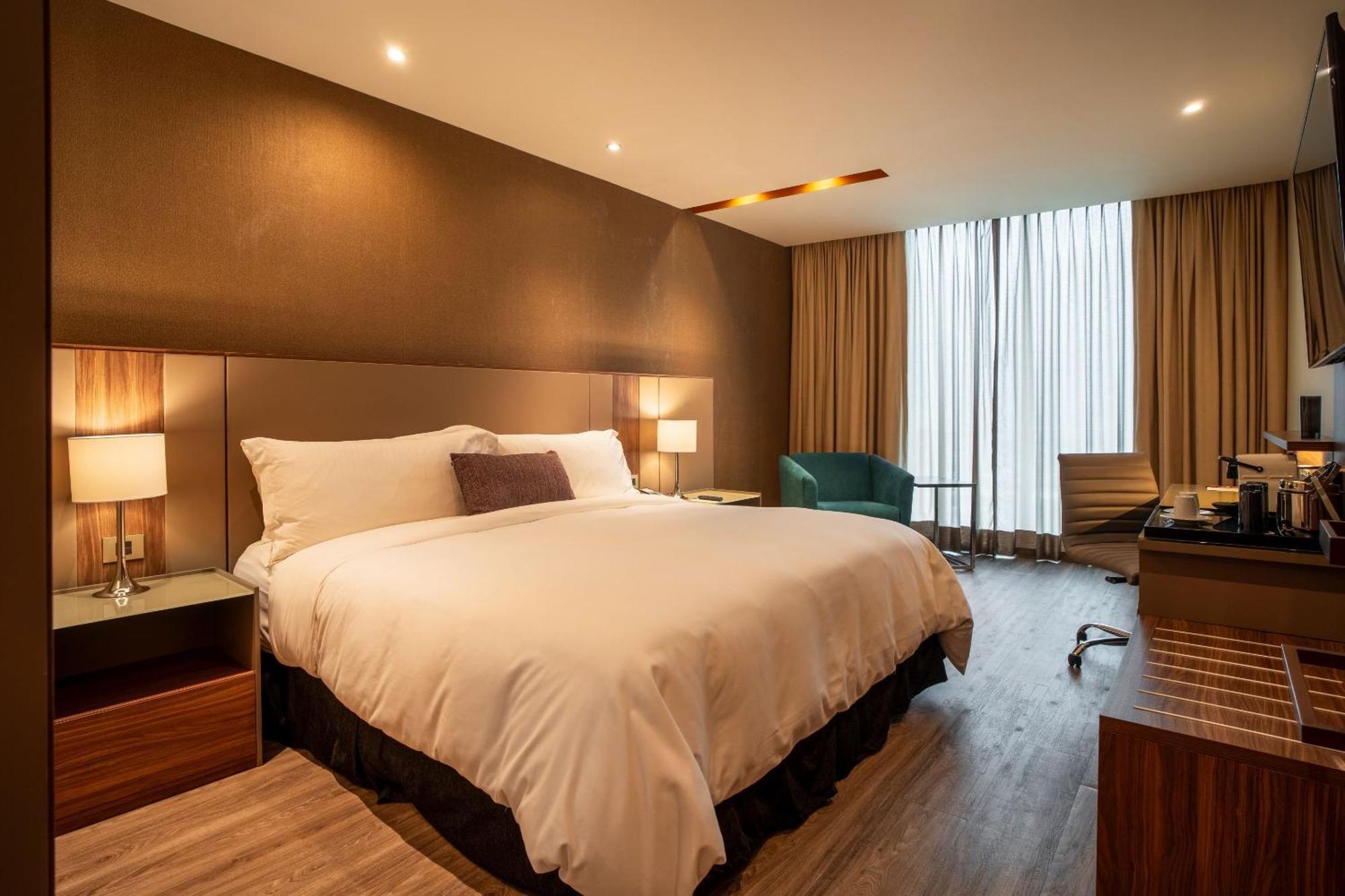 Camino Real Fashion Drive Monterrey Hotel San Pedro Garza Garcia Exterior foto Deluxe Room